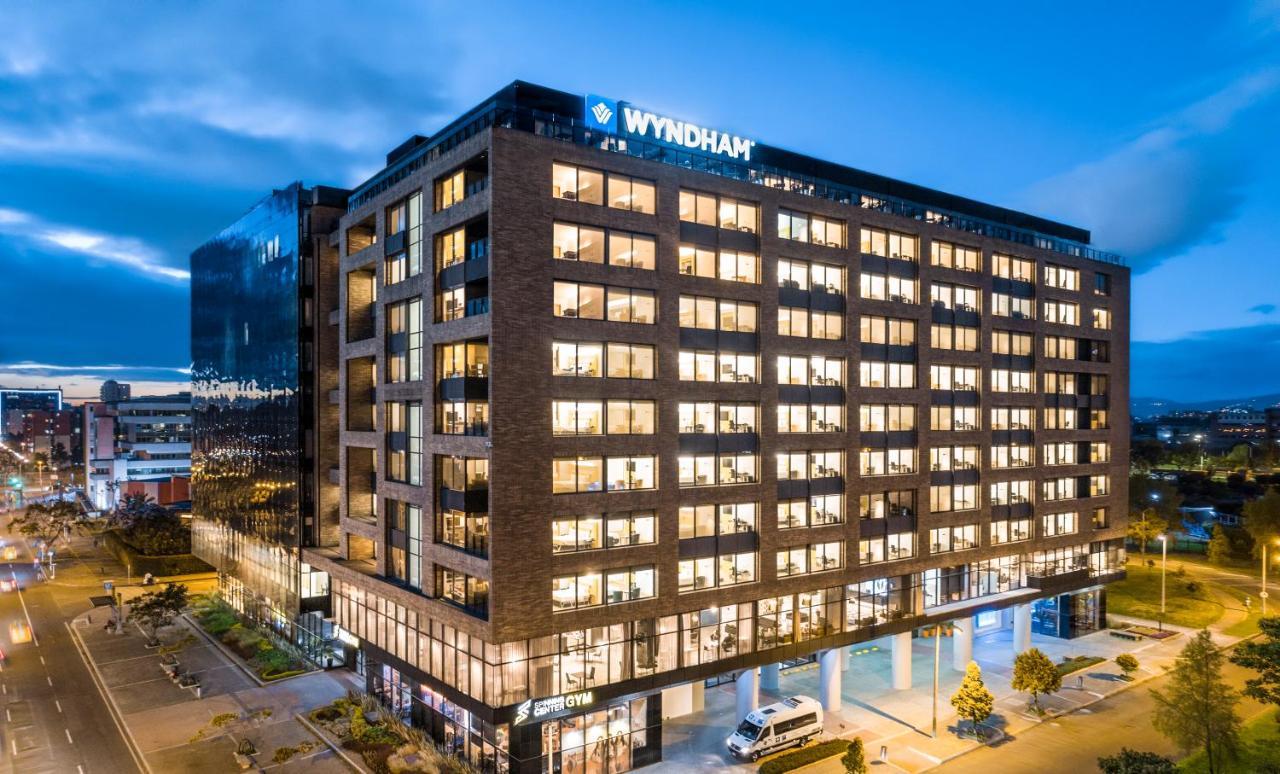 ホテル ウィンダム ボゴタ エクステリア 写真 Wyndham Grand Vilnius
