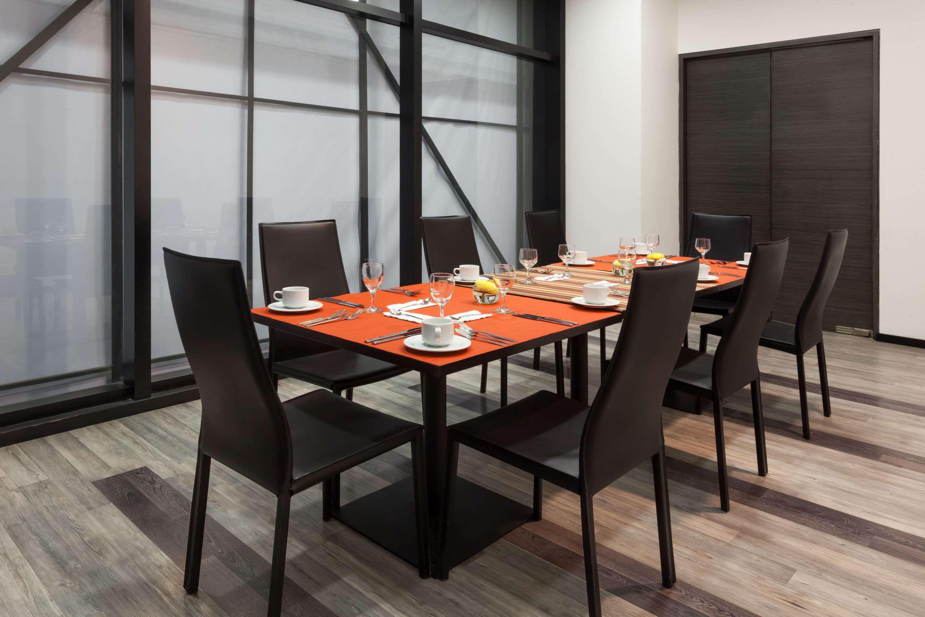 ホテル ウィンダム ボゴタ エクステリア 写真 A dining room